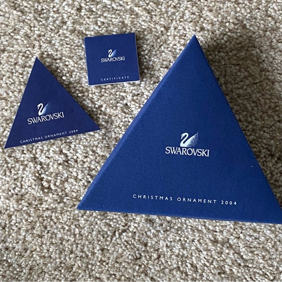 Swarovski crystal 2004 annual Christmas snowflake ornament with box & COA - Picture 5 of 11